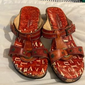 Laura Vita sandals